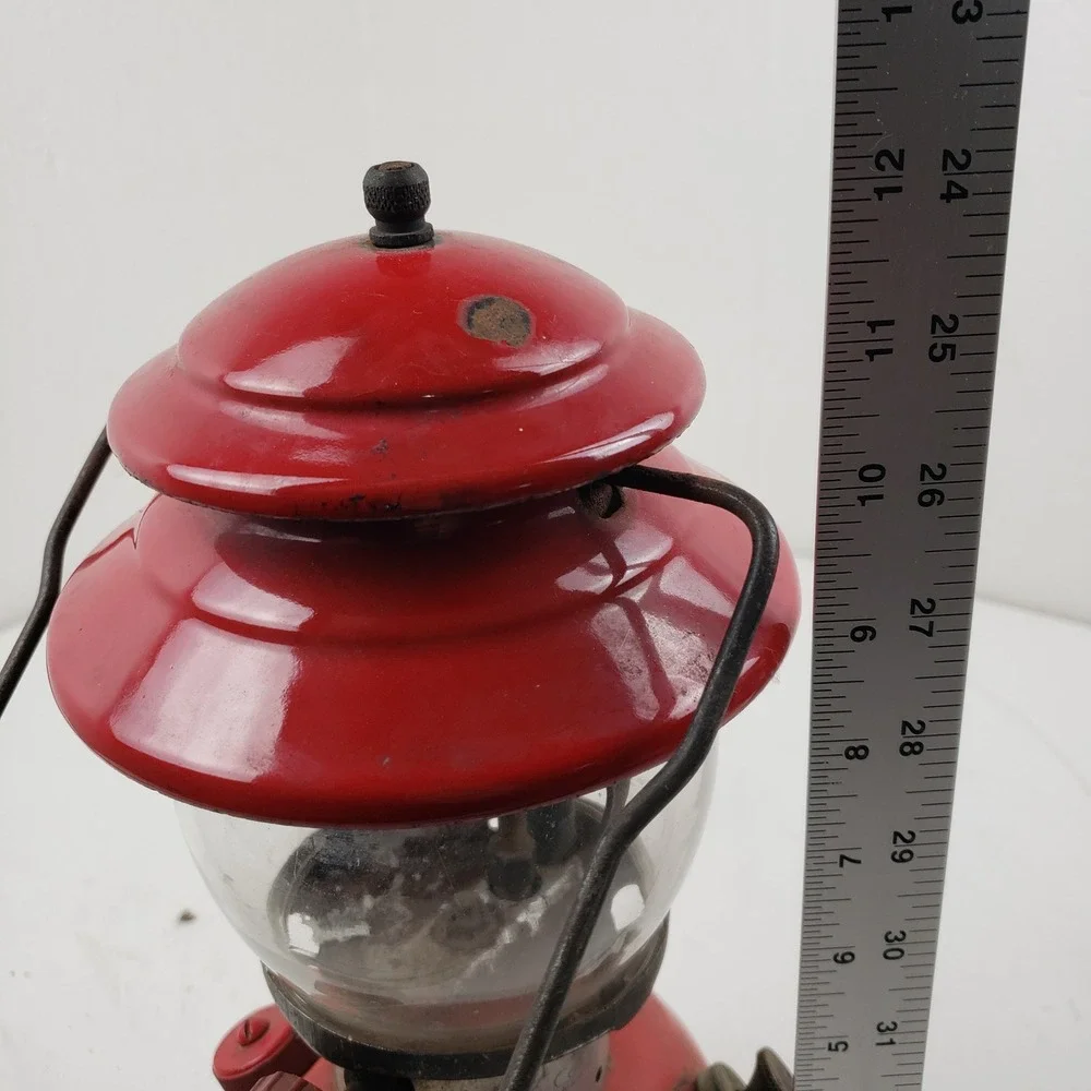 Vintage Coleman 200A Red Lantern Single Mantle Gas Camping Light 10/68